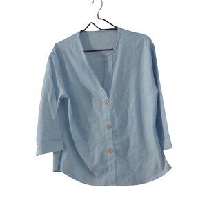 Stylish Light Blue Button-Up Shirt with Three-Quarter Sleeves – Size L